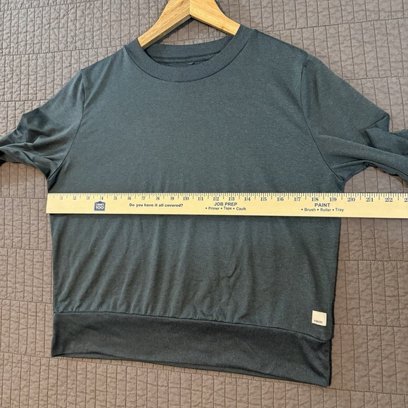 Vuori Daydream Crew Top Womens Medium Green Pullover Workout Performance VW133 - Picture 7 of 10